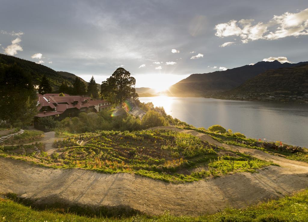 Sherwood Queenstown Exterior photo