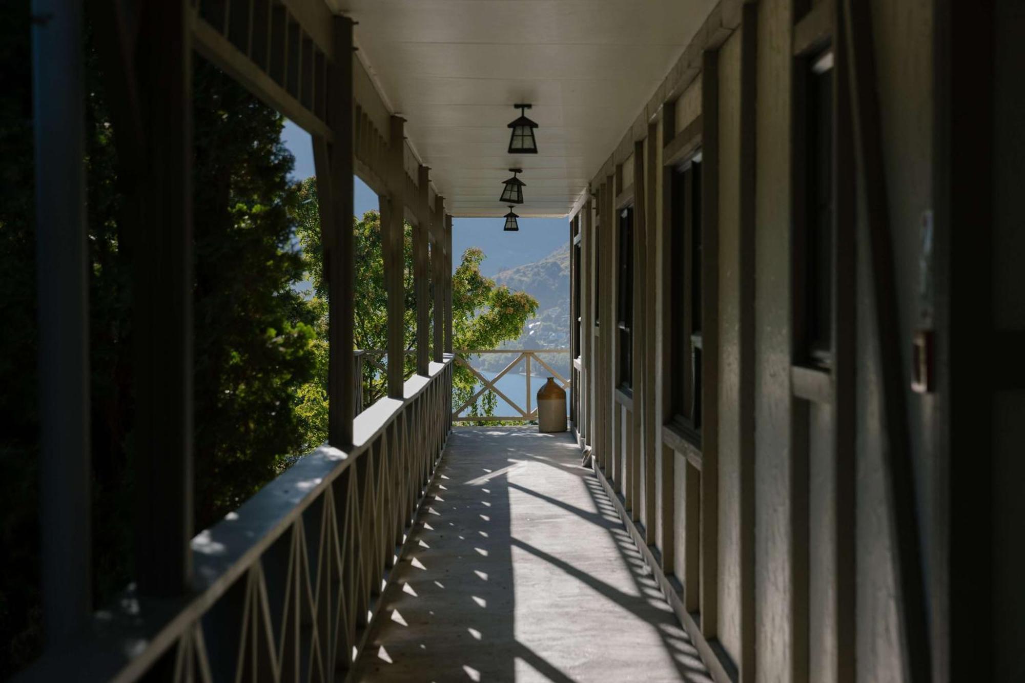 Sherwood Queenstown Exterior photo